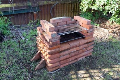 How to Build an Outdoor BBQ | Austates